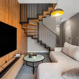 Prestige - Two-level Loft, 72m2, 1000mbs Internet, Parking, Gym - By Rentujemy , Warszawa Polska